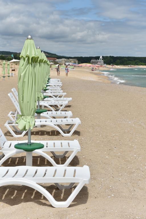 Villas Holidays Primorsko Bagian luar foto