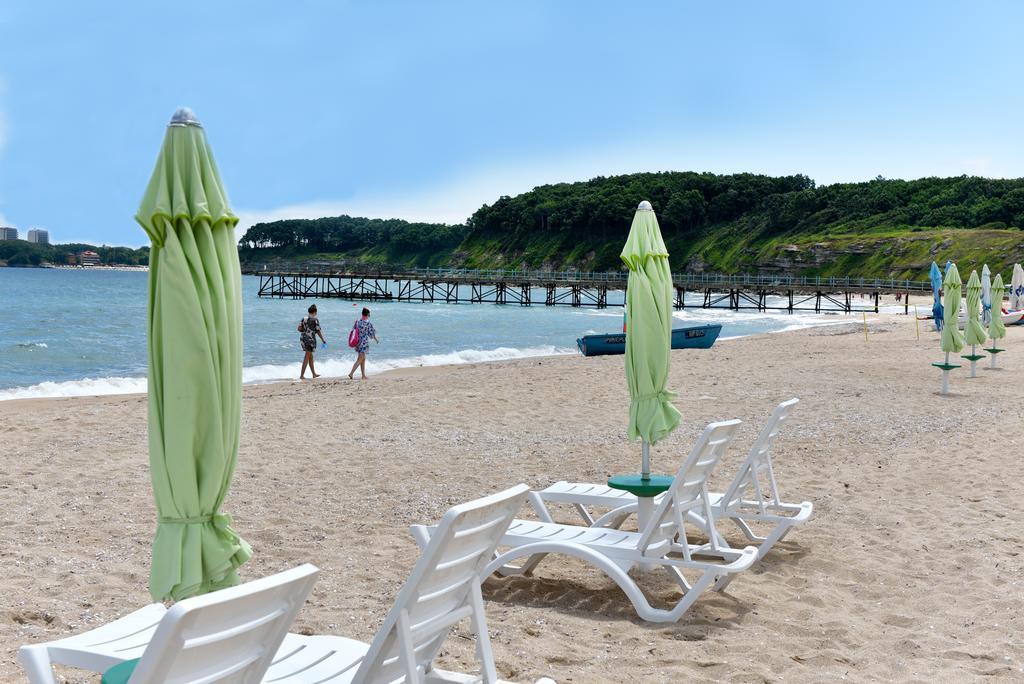 Villas Holidays Primorsko Bagian luar foto